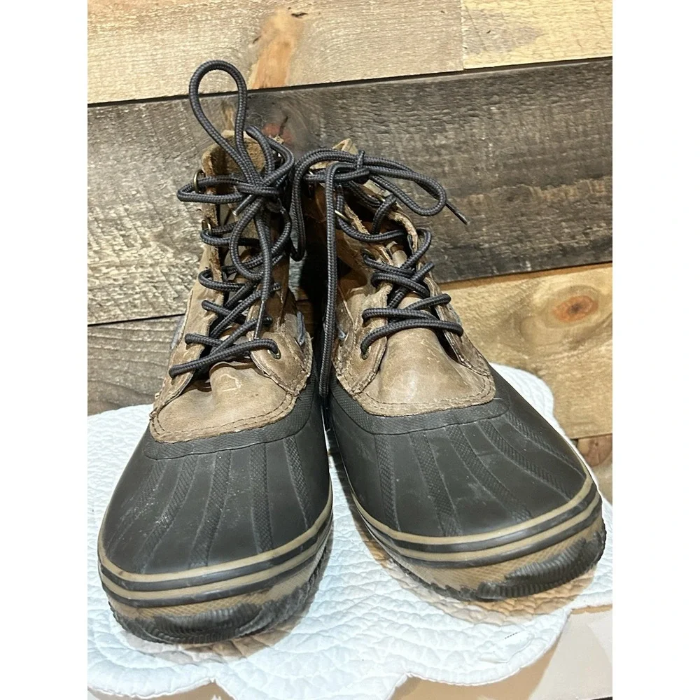 UGG Zetik Waterproof Duck Boots Chestnut Leather Men 10 STS21638